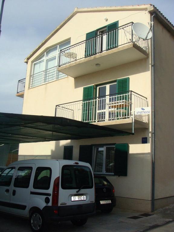 Apartmani Vesa Primošten Exterior foto