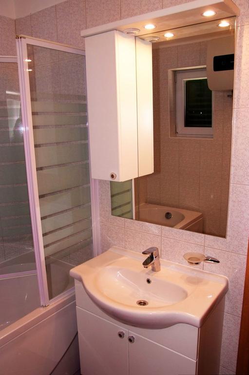 Apartmani Vesa Primošten Exterior foto